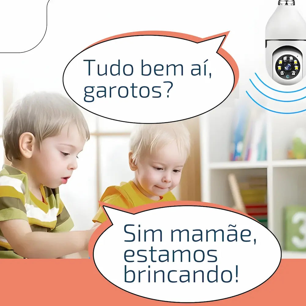 A imagem mostra dois garotos brincando, com balões de fala. O primeiro balão, vindo de uma câmera de segurança no canto superior direito, pergunta "Tudo bem aí, garotos?". O segundo balão, vindo dos garotos, responde "Sim mamãe, estamos brincando!". A imagem destaca a capacidade de comunicação da câmera de segurança.